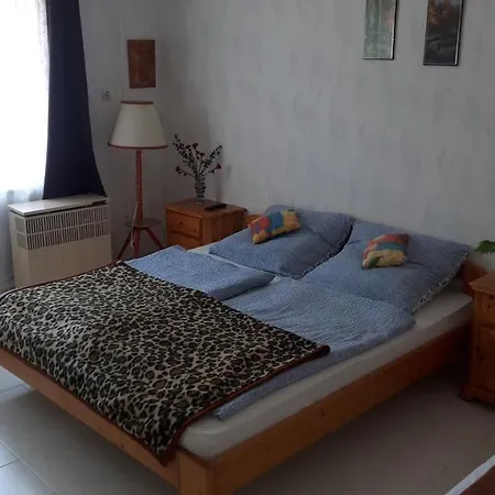Bogacsi Sanzon *
